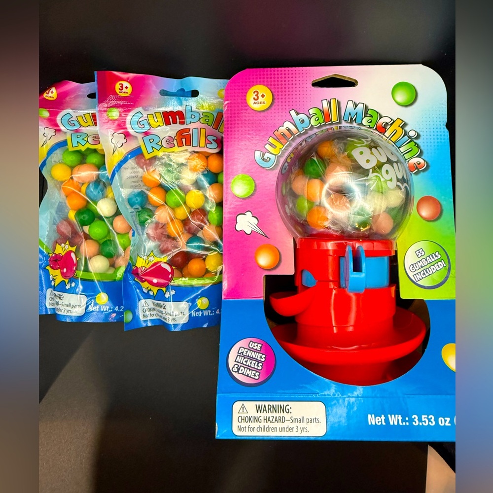 Gumball machine with refills (red)
